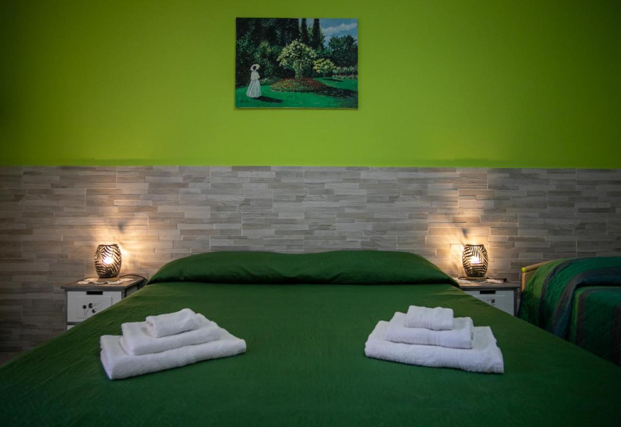 Royal Rooms Terracina Exterior photo