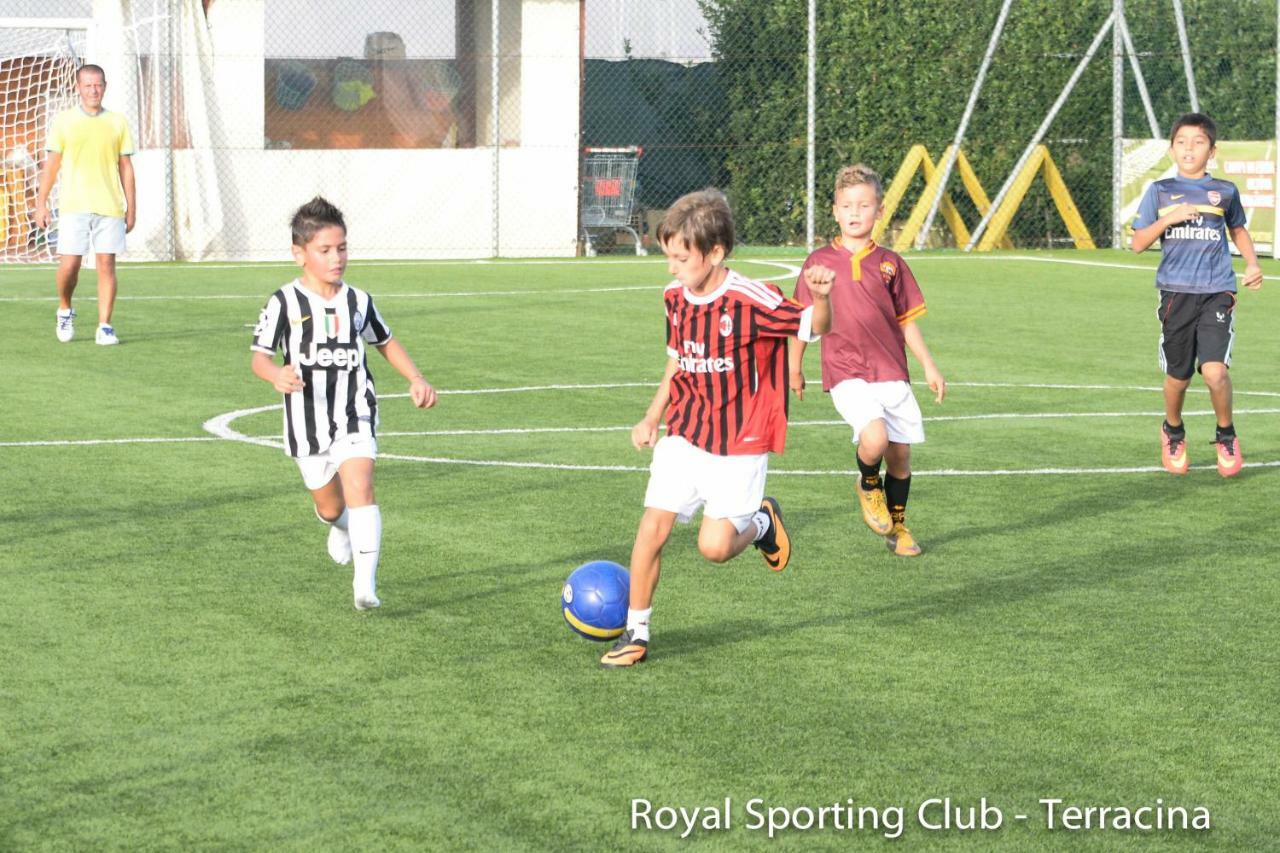 Royal Rooms Terracina Exterior photo