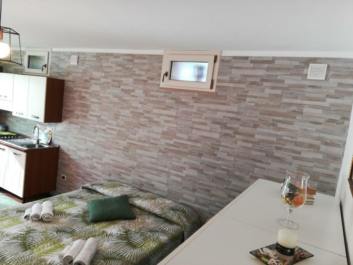 Royal Rooms Terracina Exterior photo